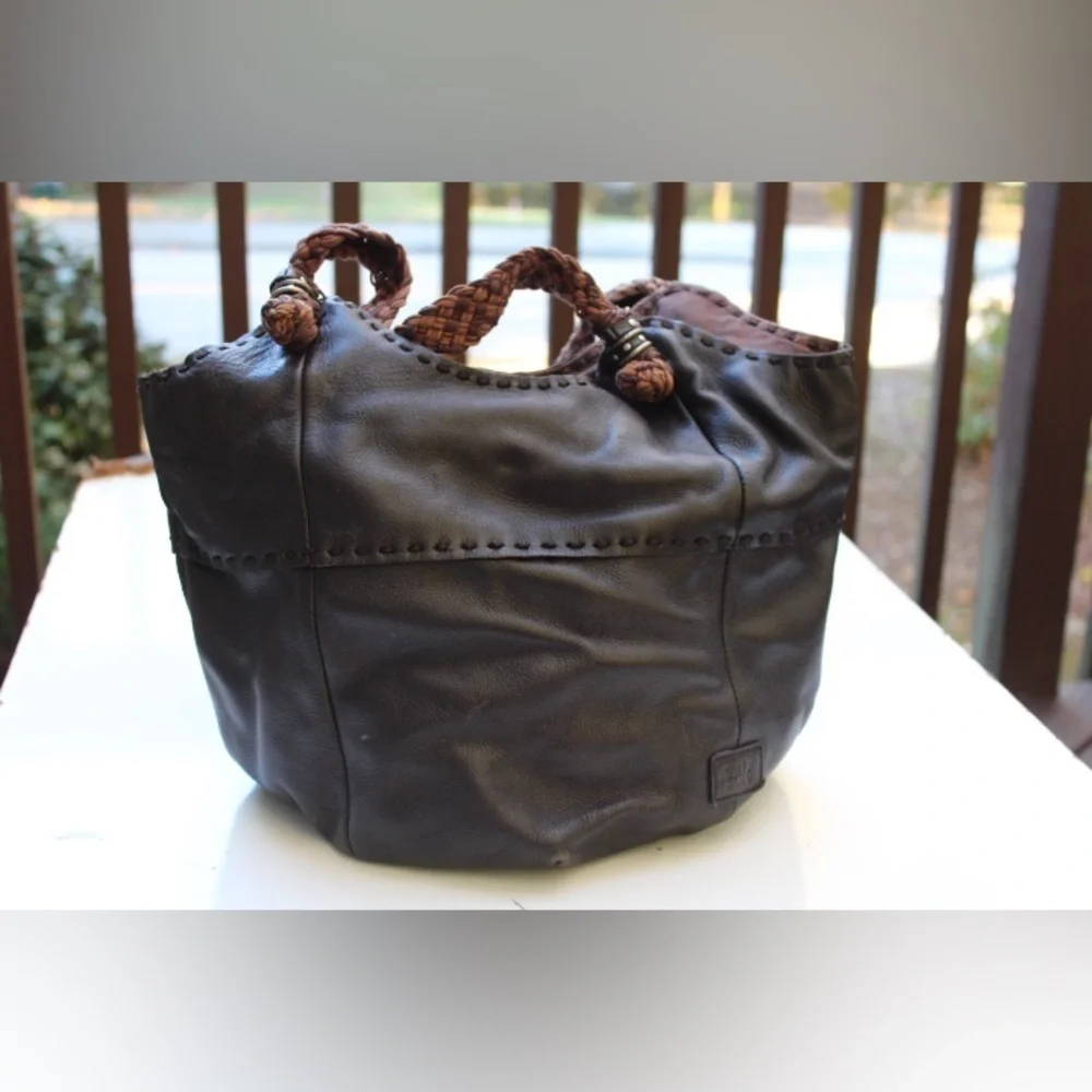 The Sak Indio bag